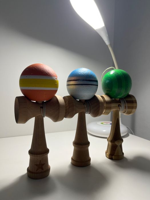 Vand 2 kendame (pretul nu este negociabil)