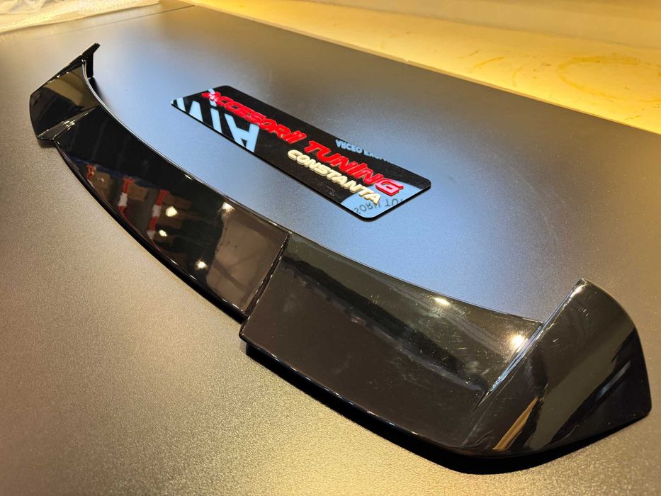 Eleron Haion - Volkswagen Passat B7 Variant Negru Lucios