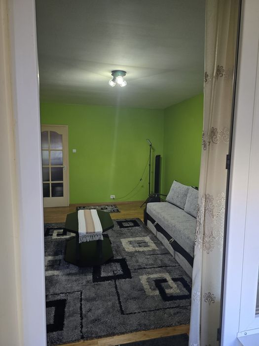 Apartament 2 camere în Dambu