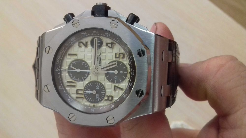 Продам наручные часы