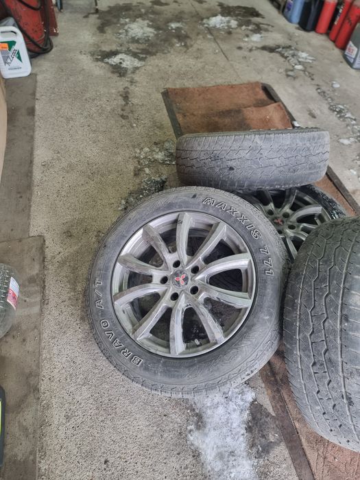 Продам резину 225/60 R17