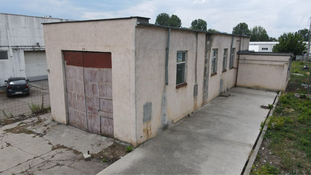 Teren cu hală de închiriat - str. 13 Dec