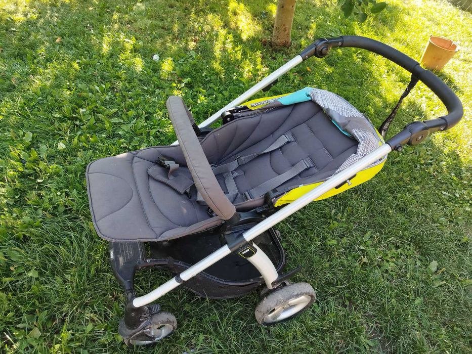 2 Детска количка mamas s papas и Лорели  сет от бебешки неща