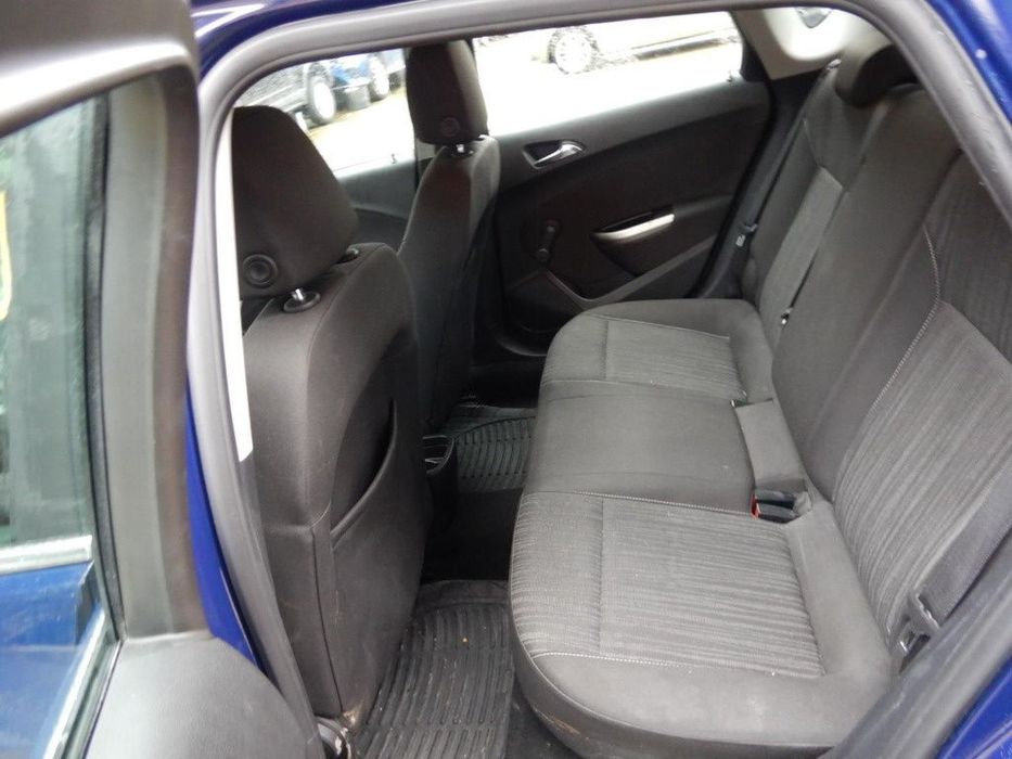 Armatura bara spate Opel Astra J 2012 Hatchback 1.7 CDTI DTE