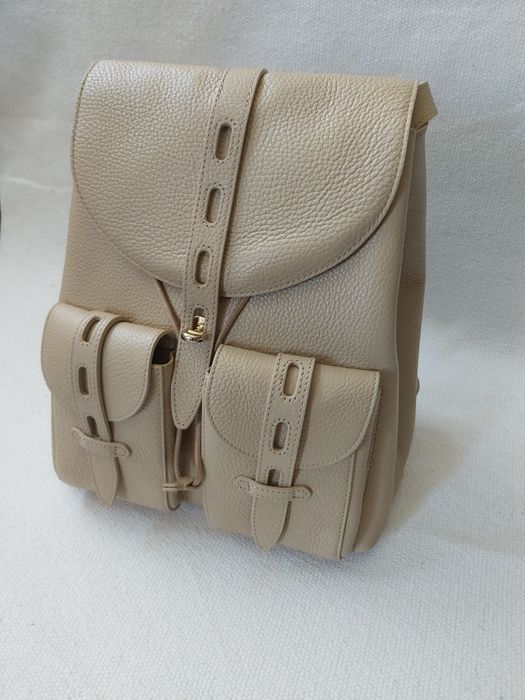 Празнично намаление Furla NET раница