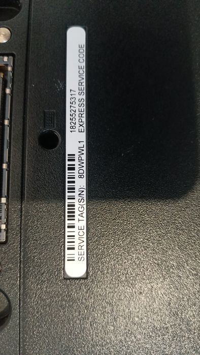 Ноутбук DELL.     .