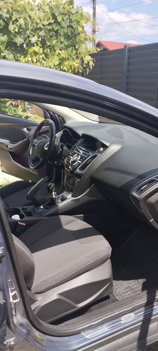 Vând Ford focus Mk3 1.6 dizel an fabricație 2012