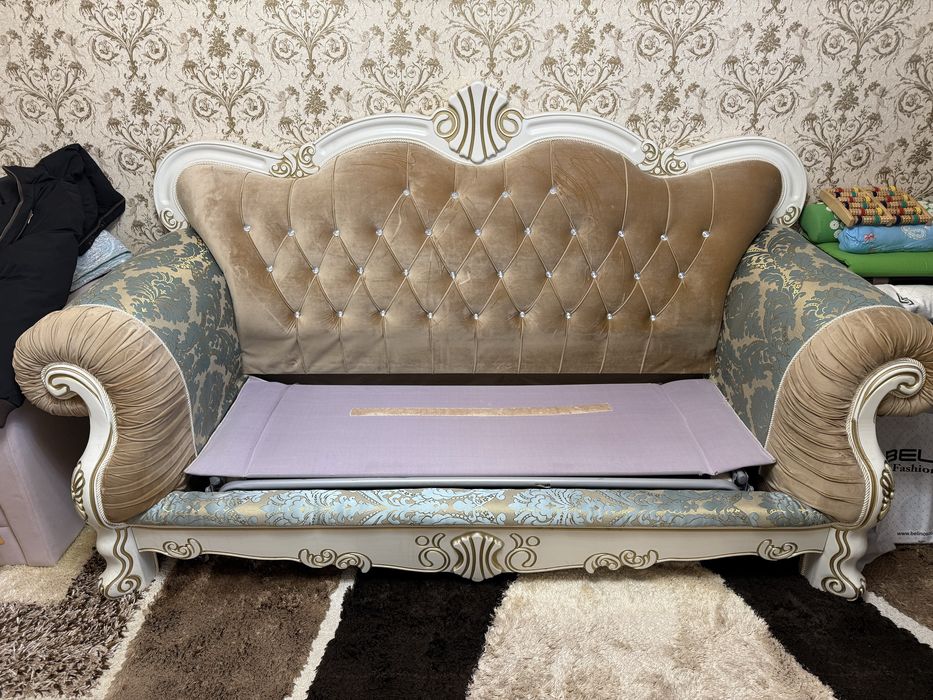 Диван и 2 кресла