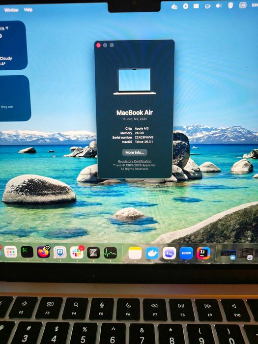 Macbook M3 Air 13" 8 nuclee CPU si 10 nuclee GPU, 24GB RAM, 512GB SSD