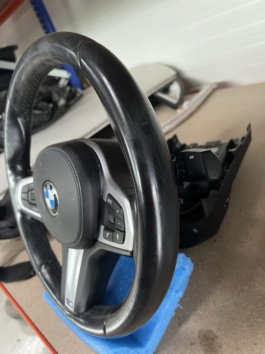 M спортен волан BMW G серия