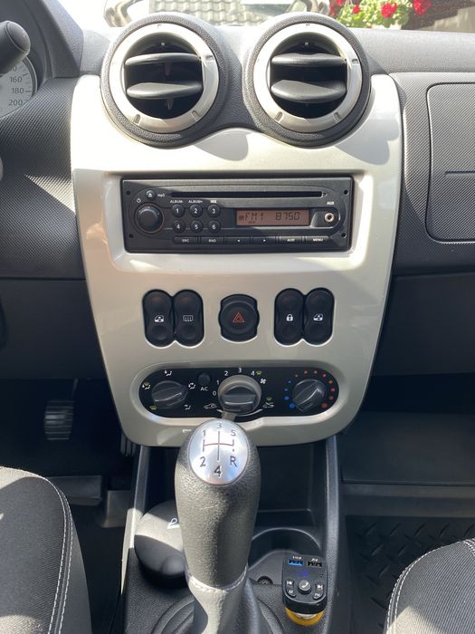 Dacia Logan Blackline 1.4 MPI – 75 CP | Unic proprietar | 106.000 km