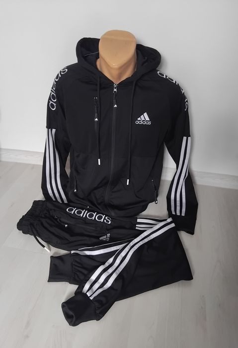 Târguri baieti Nike și Adidas.