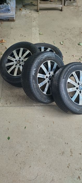 Джанти 17" със зимни гуми за SUV Хюндай