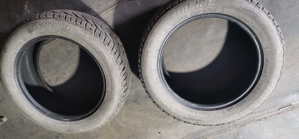 Продам зимние шины.