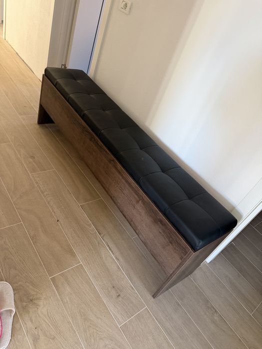 Bancă cu spațiu de depozitare