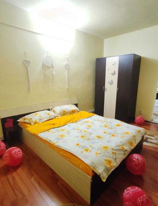 Vand garsoniera G1/ inchiriez