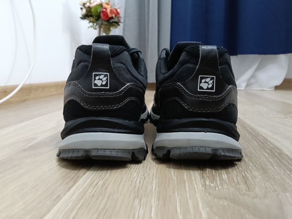 Adidași Jack Wolfskin mărimea 45-44