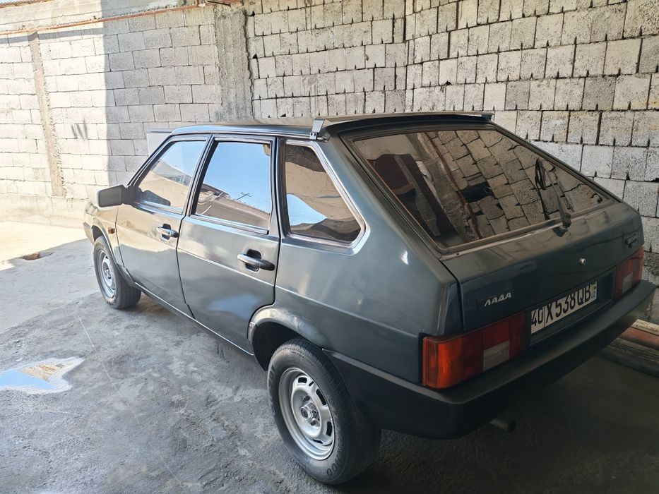 Продаю 2109 Самара 1.5 двигатель год 1990 хорошим состояние