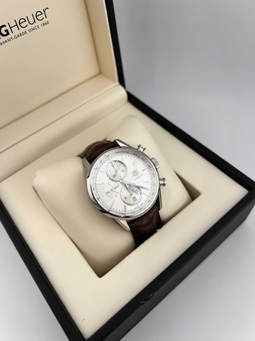 Наручные часы Tag Heuer Carerra