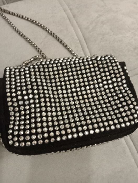 Продам сумочки со стразами