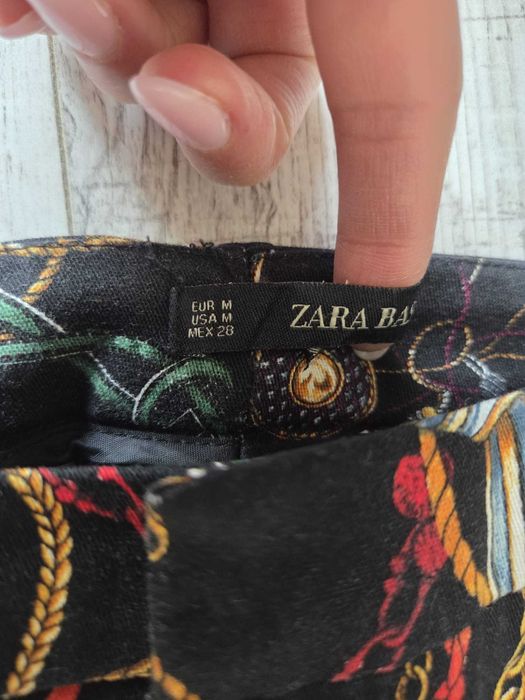 Pantaloni dama Zara M