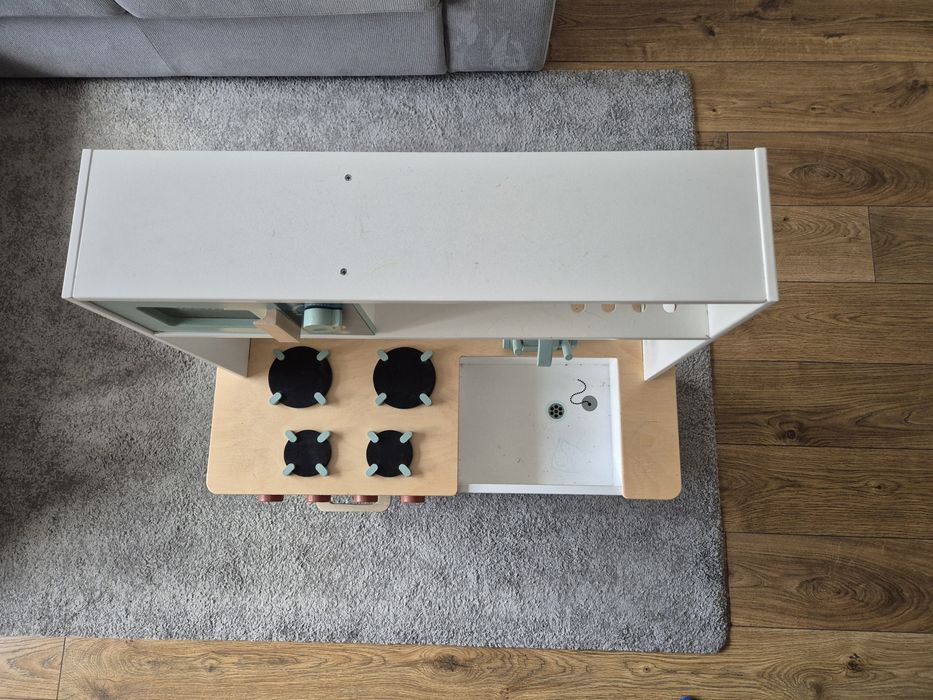 Дървена детска кухня