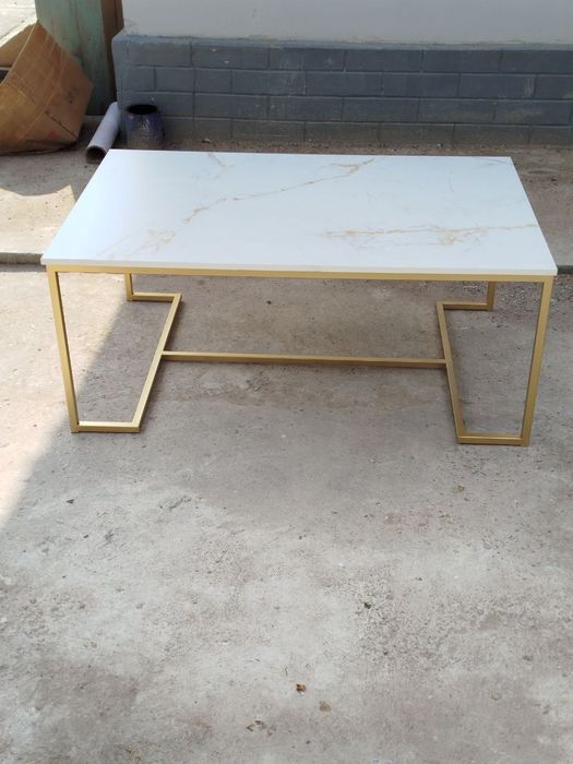 Журнальный столик из лофта