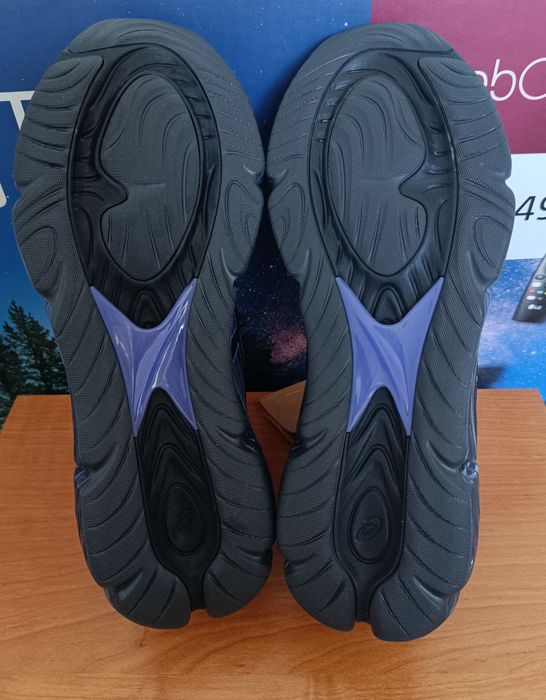 Adidasi Asics Gel