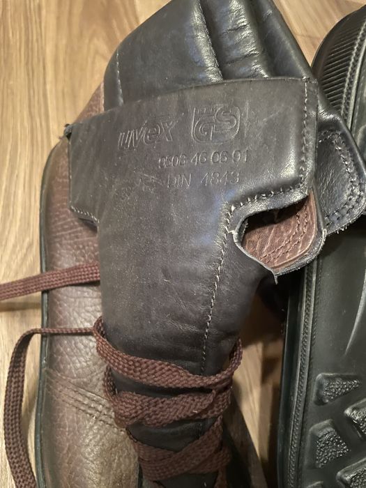 Bocanci de lucru Uvex piele naturala