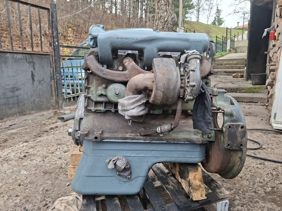 Двигател Мерцедес OM366