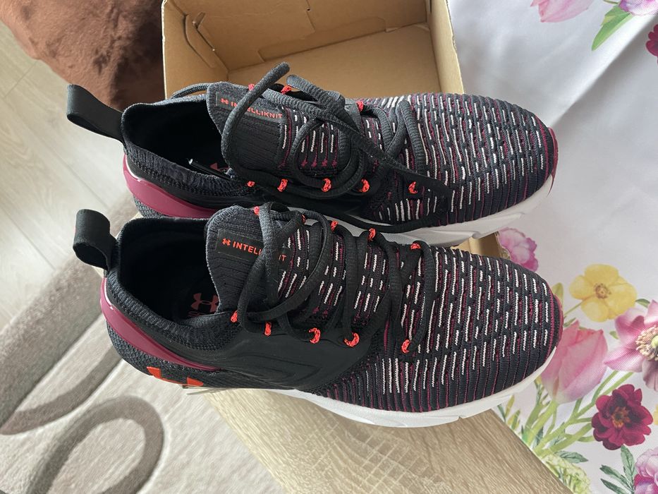 Маратонки Under Armour Phantom EUR36.5