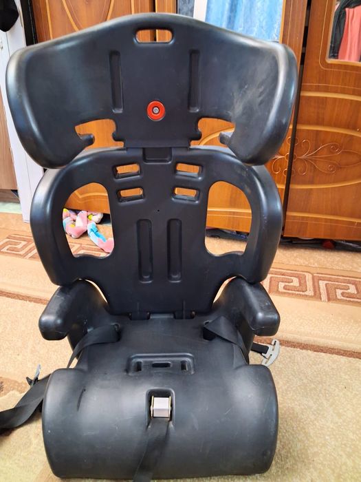 Авто кресло детское