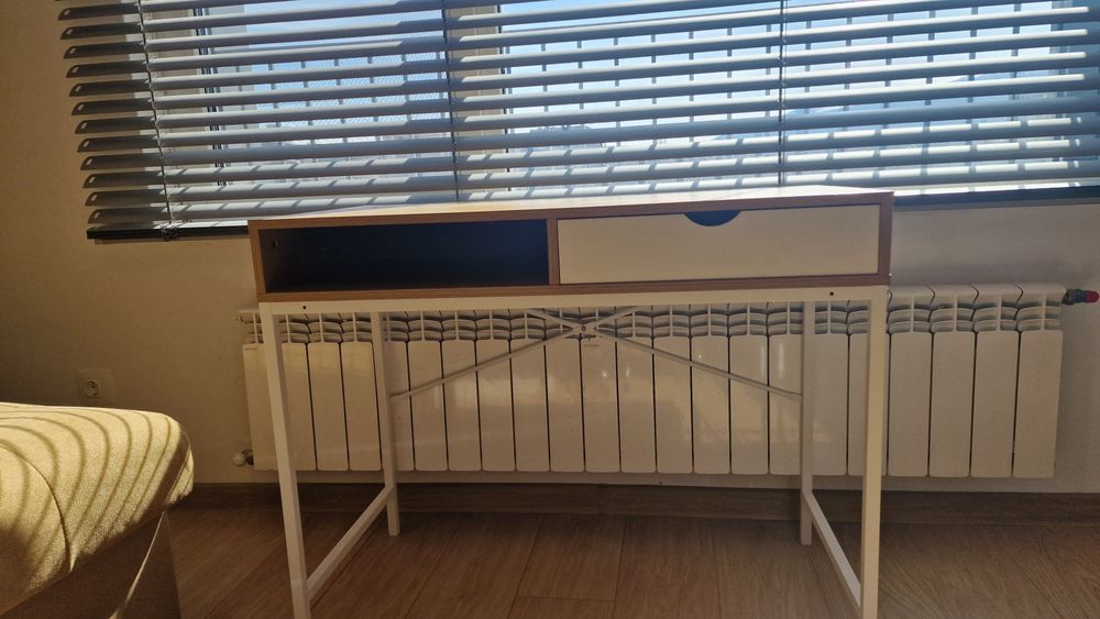 Бюро в отлично състояние