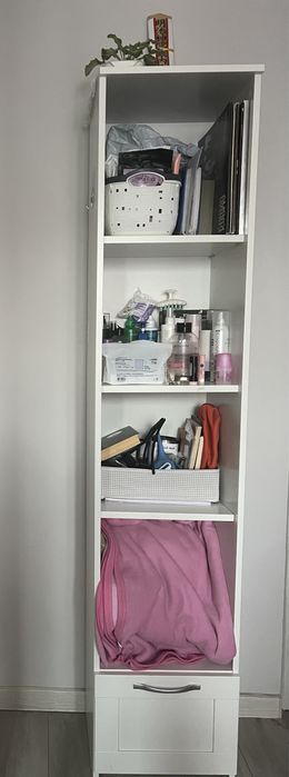 Продам белый шкаф