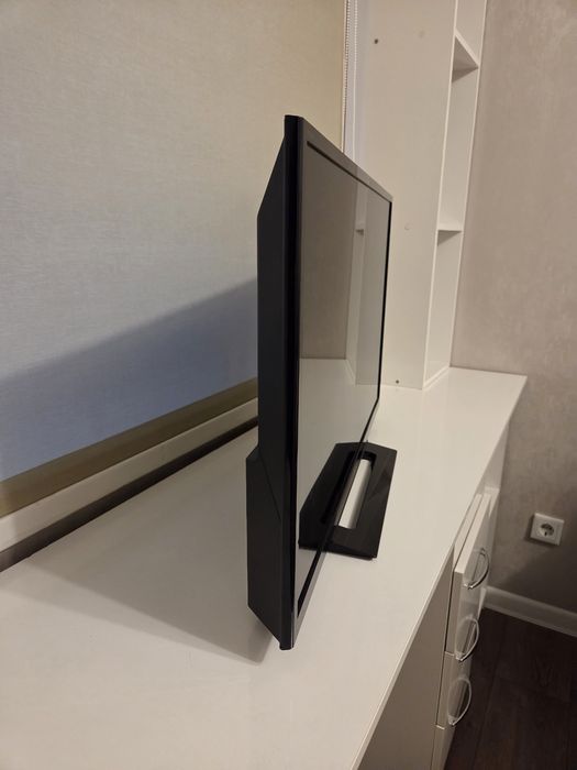 Телевизор Sony 32" LED — отличное состояние