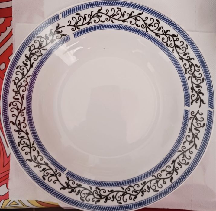 Set farfurii portelan