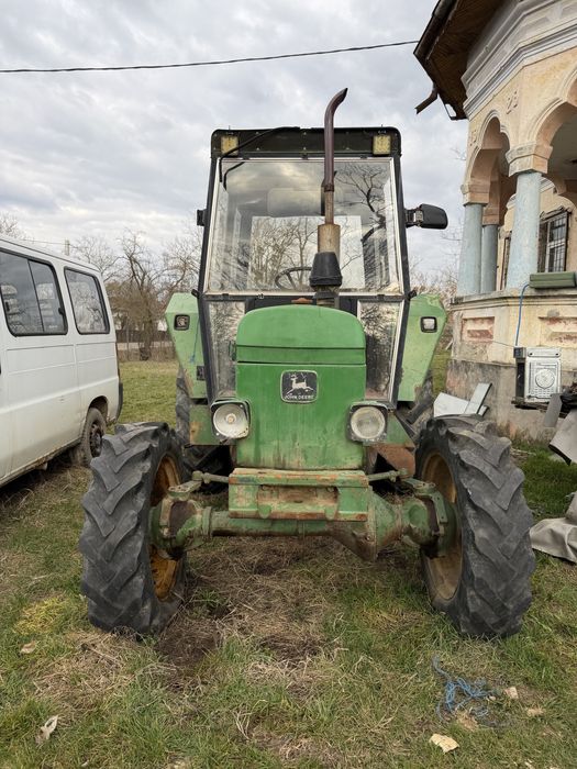 Tractor John Deere 2130