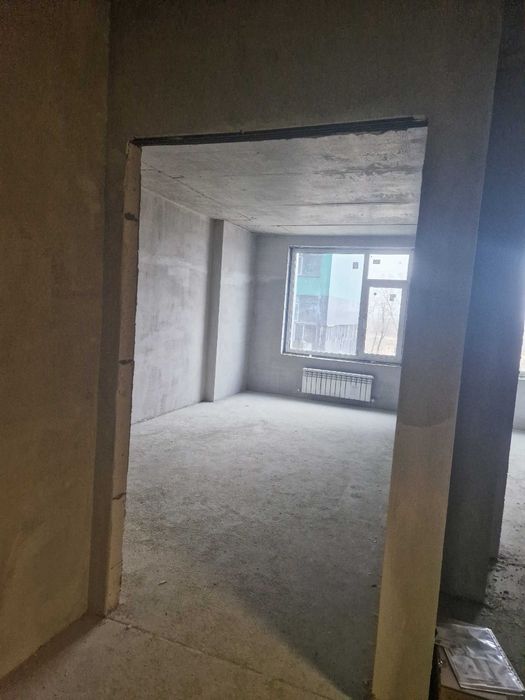 Продам трех комнатную квартиру