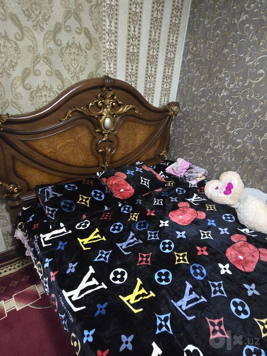 Спалний мебель с комплектом