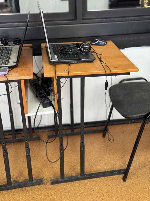 Парты одноместные б/у