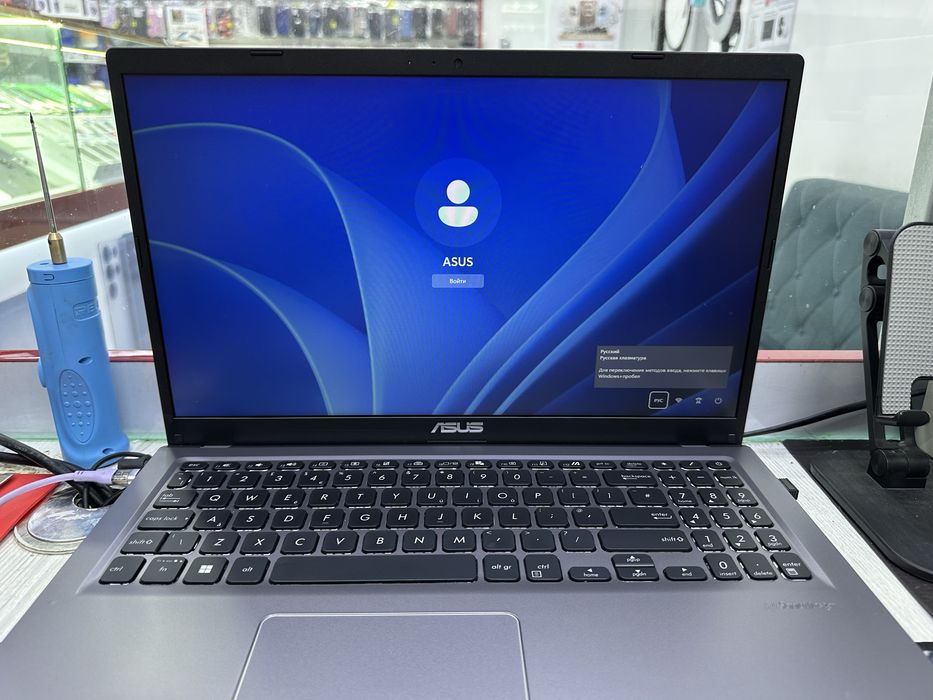 Ноутбук асус 1 тб памет 256 ссд