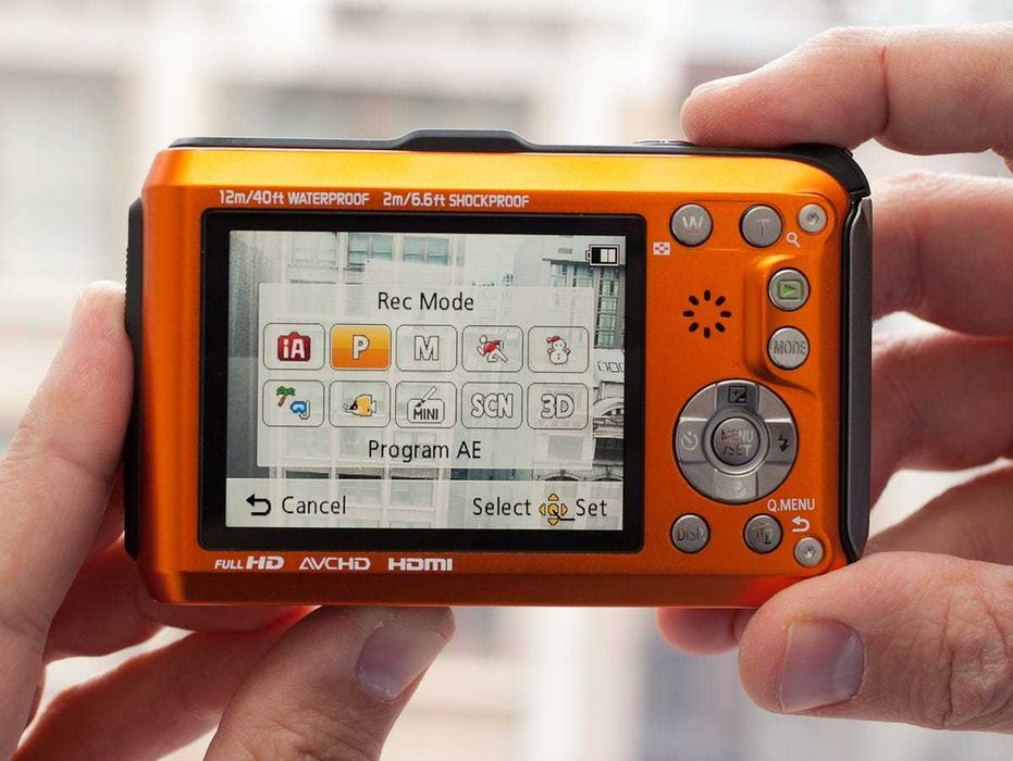 Camera foto subacvatica Panasonic TS4 ca NOUĂ cablu charger baterie