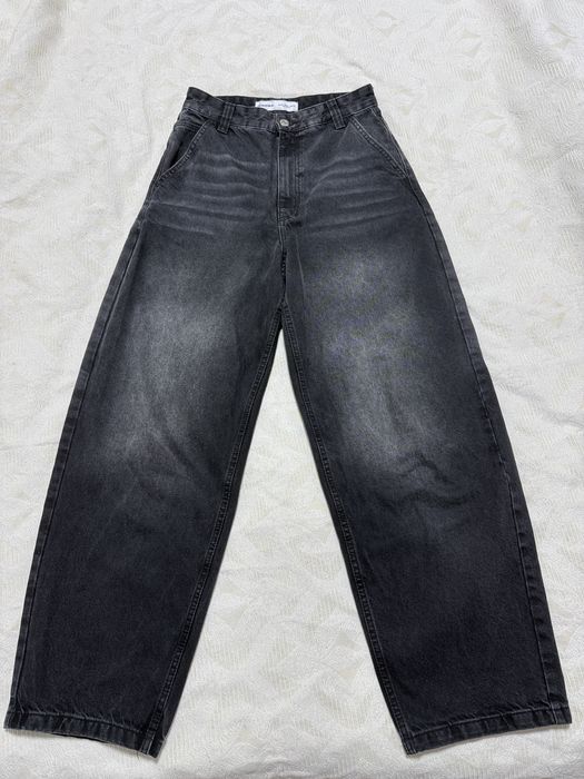 Продам 2 пары черных широких джинс skater и straight