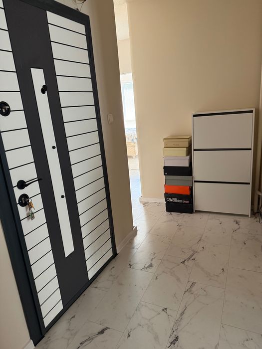 Продава се Четиристаен апартамент в Пловдив, Тракия - 115 кв.м за 1914 €/кв.м - Снимка #2