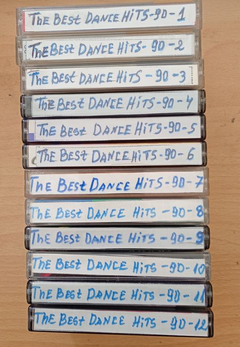 Продавам 12 броя аудио касети с диско музика от 90 год