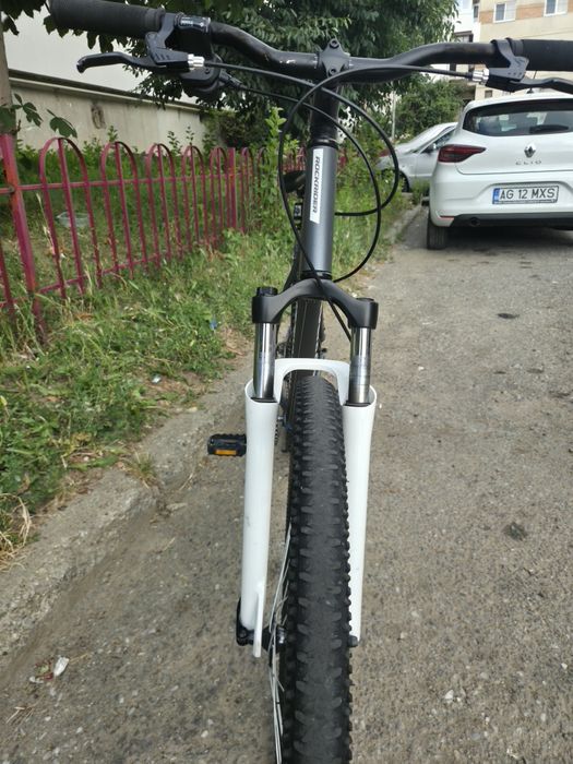 Rockrider ST120.