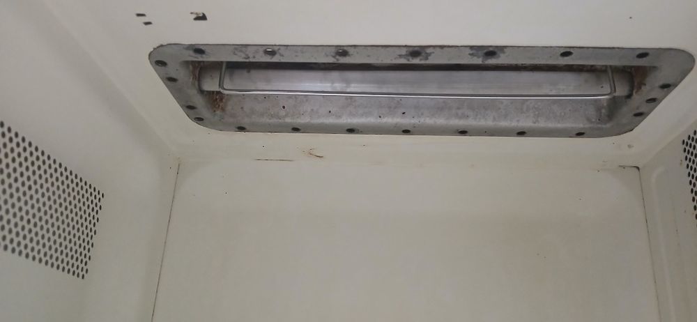 Продам микроволновую печь