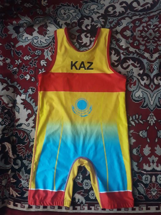 нательник для борьбы