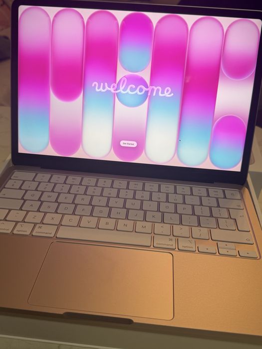 MacBook Neo - blush (pink)