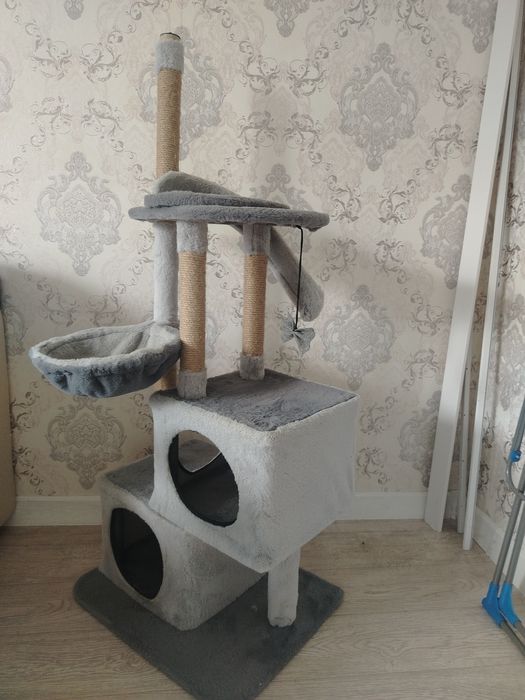 Продам манеж для кошек "Кошкин дом" .